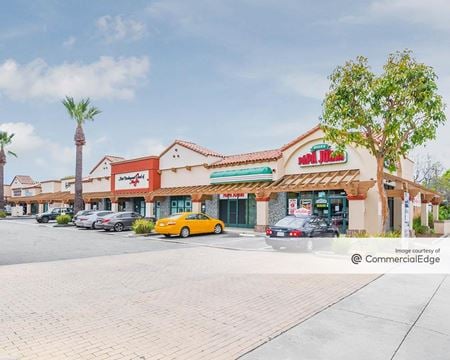 Retail space for Rent at 10040 Rosecrans Avenue in Bellflower