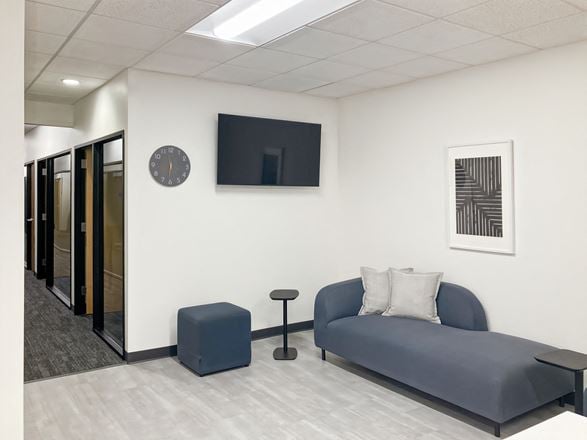 Regus - Burlington - S Main St