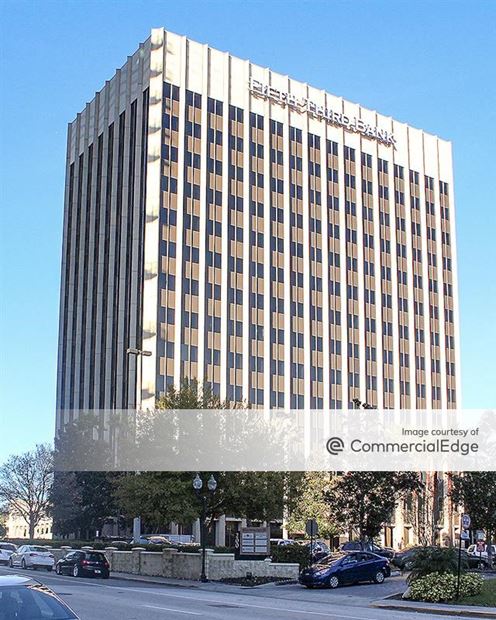 Eola Park Centre
