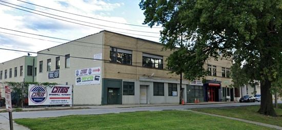 115 S Mac Questen Pkwy