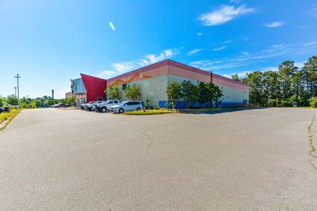 Freestanding Multi-Purpose Building for Sale & Lease - Little Rock