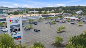 Woburn, MA - Main Street Shopping Center