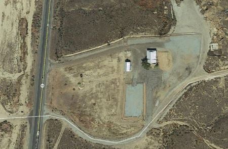 Photo of commercial space at 18400 Hwy 65 in Bakersfield