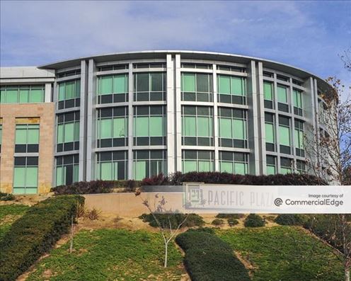 Pacific Plaza - 10935 Vista Sorrento Pkwy
