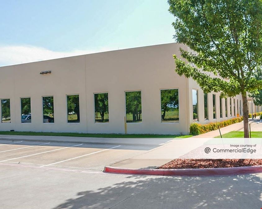 Offices of Austin Ranch - 5000 Plano Pkwy