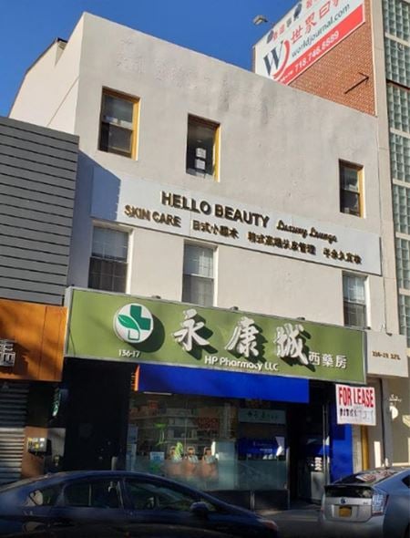 Restaurant space for Rent at 136-17 38th Ave in Flushing