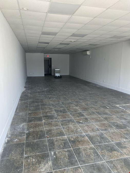 75-77 W Main St