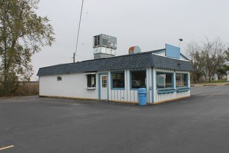 Retail space for Sale at 408 E Comanche Ave in Shabbona