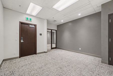 Suite 302 Space Photo Gallery 3