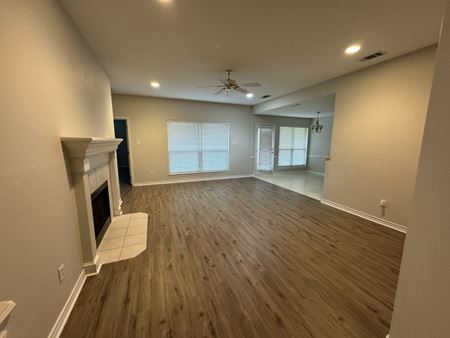 Photo of commercial space at 3712 Ardenne Court in College Station