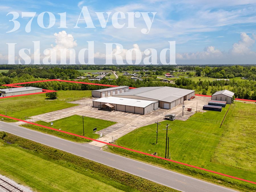 Multi-Tenant Industrial Complex on ±11.5 Acres