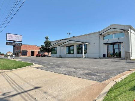 Photo of commercial space at 350 NE 150th St in Edmond