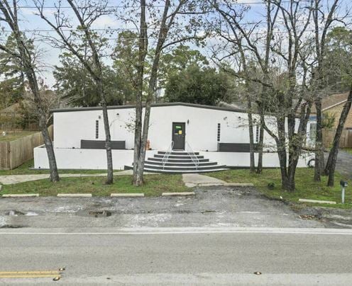 Prime Commercial Site | High Visibility | Existing Infrastructure in Place