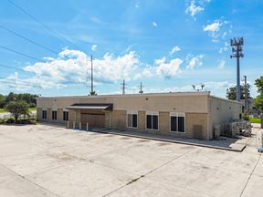 ±9,180 SF Freestanding Retail Space Fronting Airline Dr
