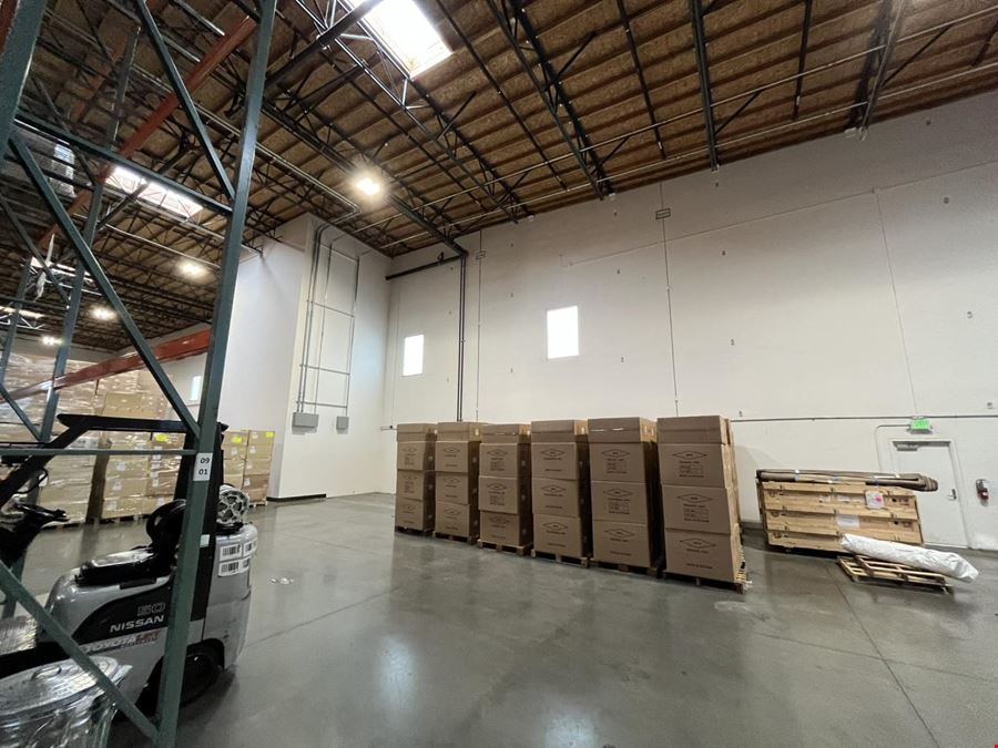 Lacey, WA Warehouse for Rent - #1445 | 500-30,000 sq ft