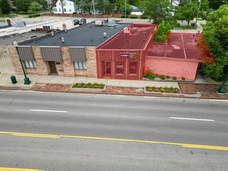 Office space for Rent at 3143 & 3151 S Wayne Road in Wayne