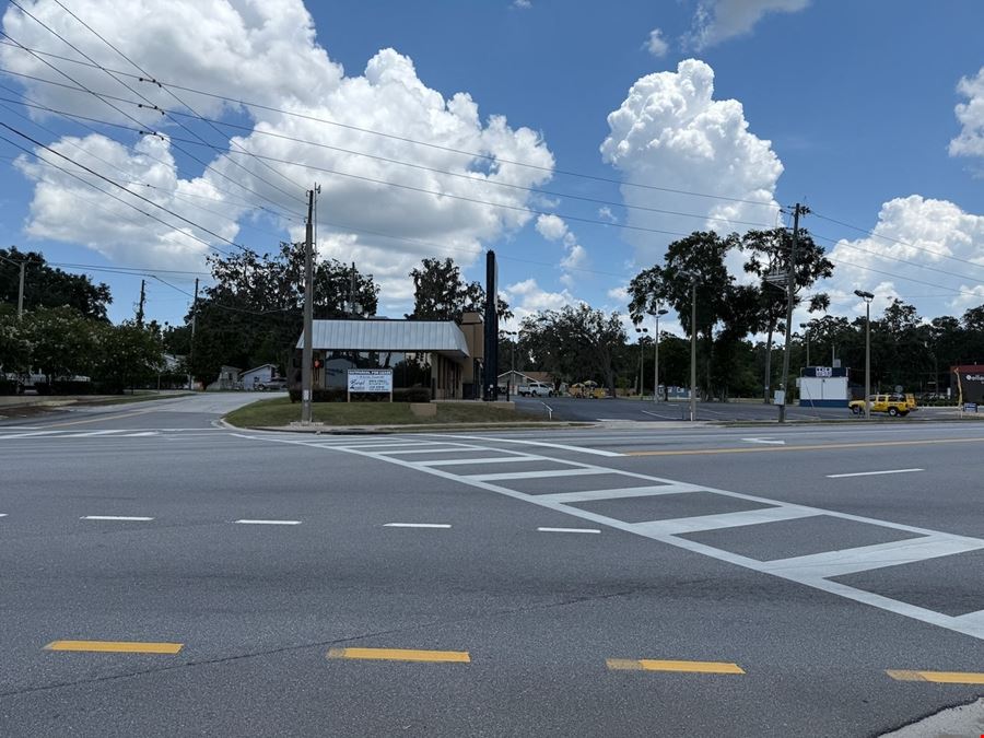 Prime B4-Zoned Outparcel at Belleview's Busiest Corner