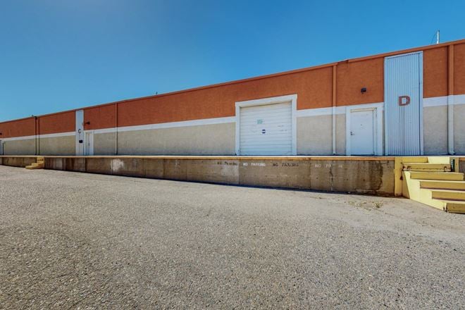 1823 Commercial St NE Suite A