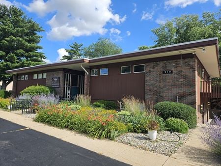 Office space for Rent at 919 W Kirby in Champaign
