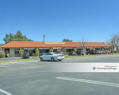 Lake Elsinore Valley Center