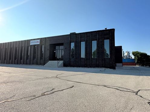 400 Canarctic Drive, North York Ontario M3J 2P9