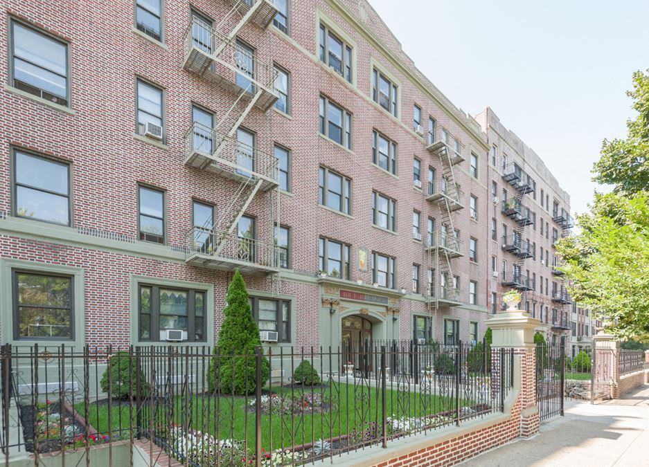 374 Eastern Parkway 374 Eastern Parkway MultiFamily Building