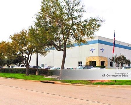 Industrial space for Rent at 9303 Stoneview Drive in Dallas