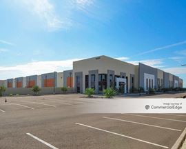 Loop 303 & Glendale Avenue Pads