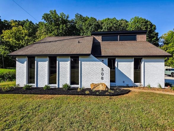 508 Scarboro Ln