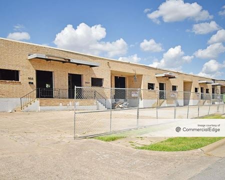 Industrial space for Rent at 2903 Ladybird Ln in Dallas