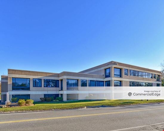 321 Commonwealth Road