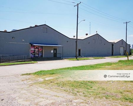 Photo of commercial space at 729 3rd Avenue in Dallas