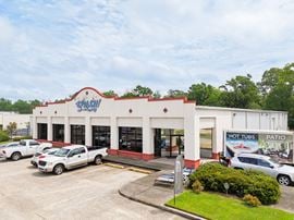 9% CAP | Leslie Pools | Prime Perkins and Siegen Corner