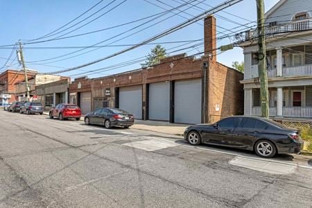 Retail space for Rent at 559-561B E.Third Street in Mt. Vernon