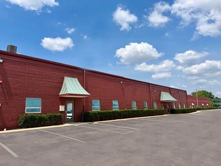 Industrial space for Rent at 709 Hadley Rd. in Columbus