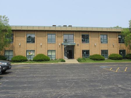 Commercial space for Rent at 707 Davis Rd in Elgin