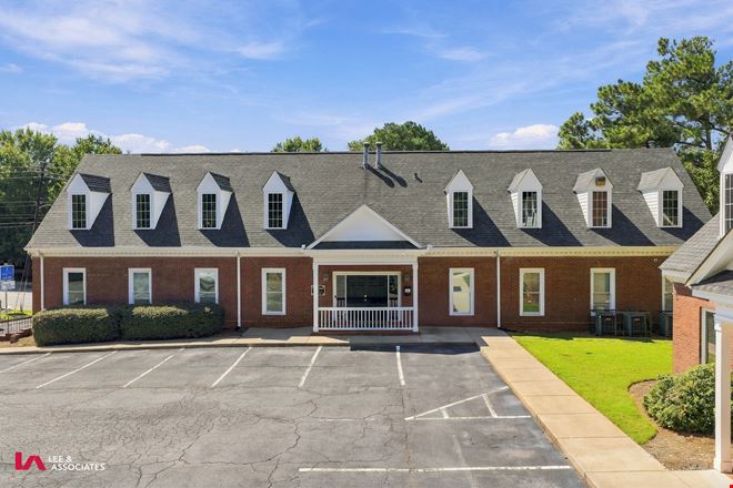 5491 Roswell Rd