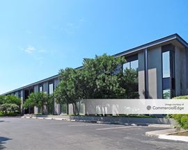 Centerview Crossing Office Park - Sabine Building