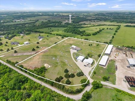 Office space for Sale at 1101 Willy Vester Rd in Van Alstyne