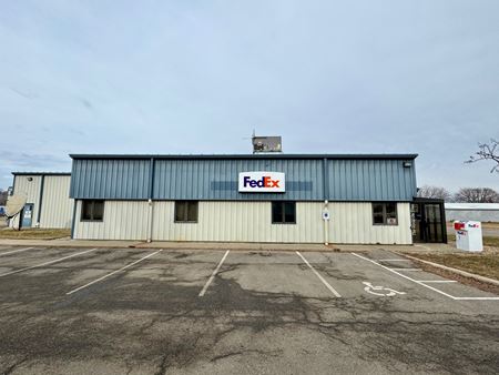 Photo of commercial space at 1121 Cross St in Mankato