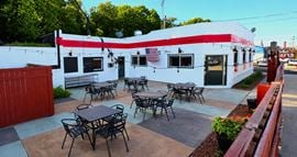 627 E Main St