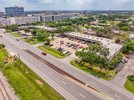 Photo of commercial space at 16912-17080 Highway 3 in Webster