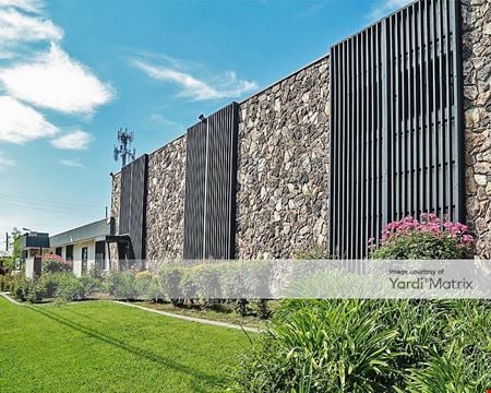 Photo of commercial space at 3325 Longview Drive in Sacramento