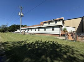 2 N Maple Ave