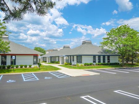 Office space for Sale at 28200-28336 Franklin Road in Southfield