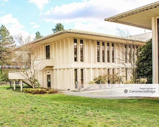 Valley Medical Pavilion