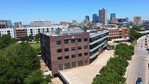 PRIME OFFICE AT I-30 & SUMMIT