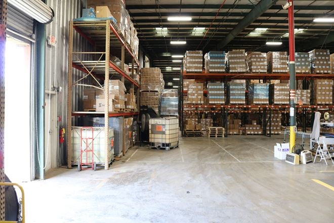 Warehouse Space Available | 75,000 SF | 1400 E. 42nd St., Chattanooga, TN
