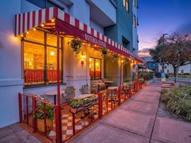10 N Summerlin Ave