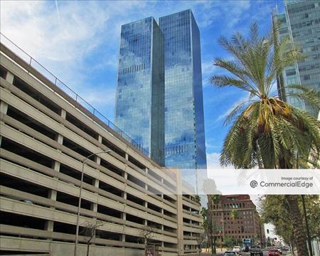Office space for Rent at 201 North Central Avenue in Phoenix